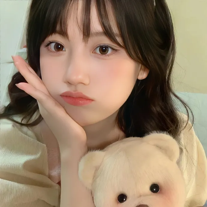 绝美女性复仇《亲切的金子》李英爱主演：天使面孔下的致命杀机，画面极具美感