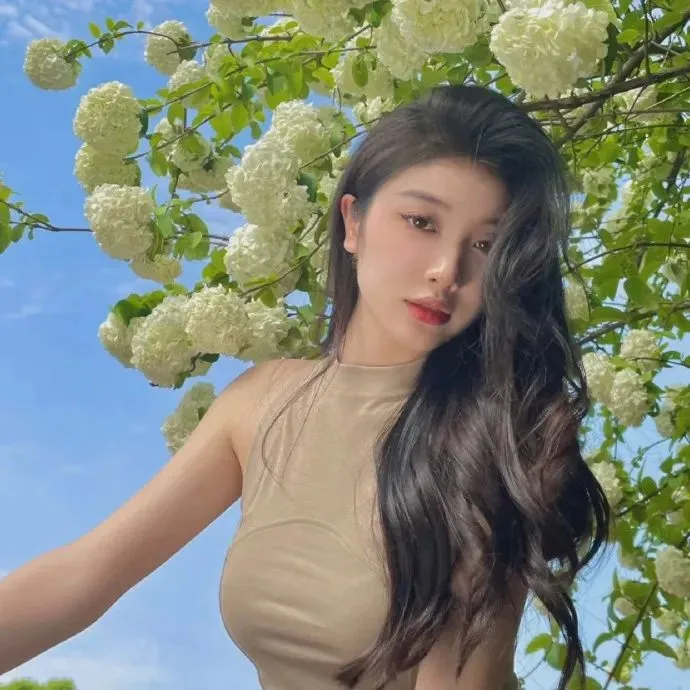 【大尺度复仇】《恶女》金玉彬动作封神：韩国版尼基塔，开场7分钟第一人称杀戮视角燃爆影史
